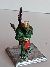 Warhammer Echsenmenschen, aus