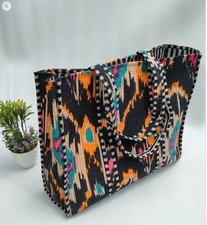 Indian Schwarz Ikat Bedruckt