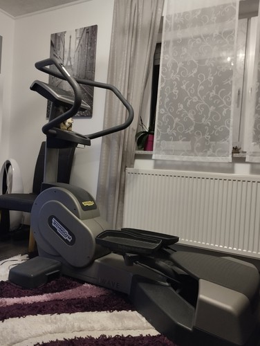 Technogym crosstrainer - technogym,