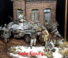 8 Resinfig 1/35: Grenadiere