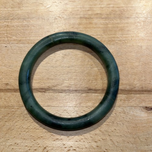 Armreif aus jade - aus,