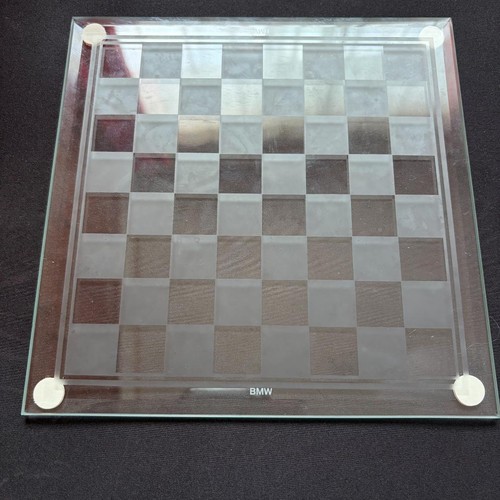 Bmw glas schachbrett - schachbrett, und