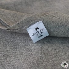 Reine Yakwolle, Schal "Kharayo