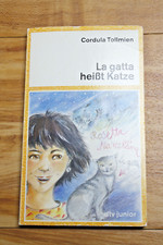 La gatta heißt Katze von