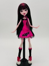 Monster High Draculaura aus dem Bistro Biss-tro Die-Ner Diner Puppe