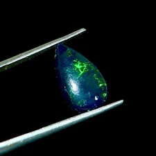 Mehrfarbiger feuerschwarzer