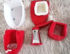 Reibe in rot Tupperware