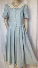 Laura Ashley Kleid 38 hellblau