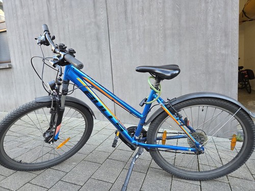 Gebrauchtes fahrrad - gebrauchtes,