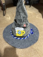 Singender Tiroler Hut