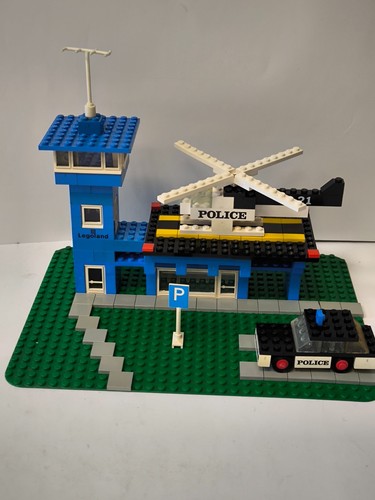 Lego legoland police heliport - lego,