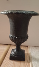 Amphore Gusseisen Pflanzgefäß H : ca 29 cm , 3,5 Kg , französisch