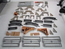 Großer Konvolut Spur N Brückenteile und Tunnelportale auch Neuteile dabei
