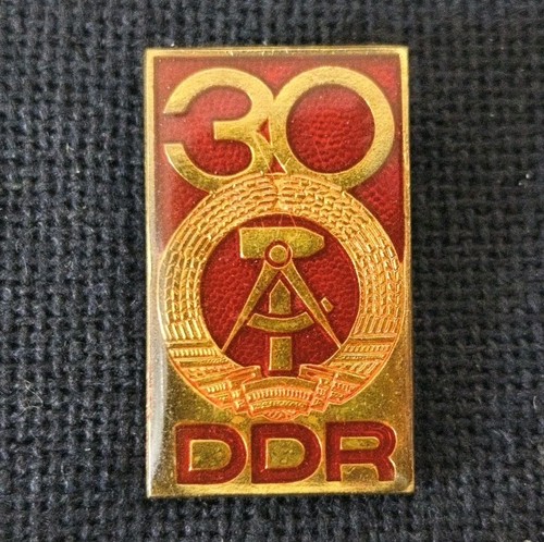 Abzeichen ddr jahre - abzeichen, 30