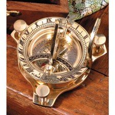 Berk Kompass Sonnenuhr in Holzbox mit Messing