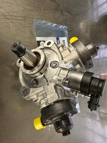 Hochdruckpumpe 0445010637