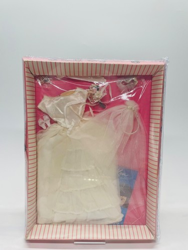 Vintage barbie 1963 bride - vintage,