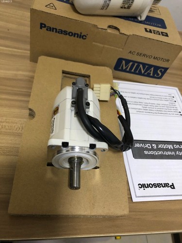 1pcs new servo motor - 1pcs,