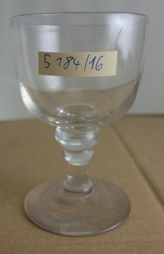 Antikes weinglas glas becher - glas,