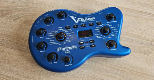 Behringer amp gitarren - v-amp,