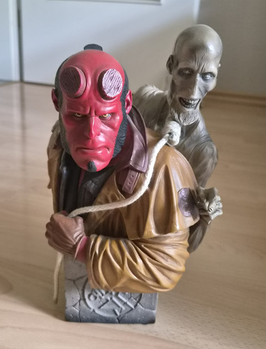 Sideshow collectibles hellboy - collectibles,