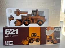 CASE Radlader 621 mit 3 Anbauteilen  Conrad #2426  1:35  OVP