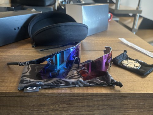 Neu oakley frame mumbo - m, brain