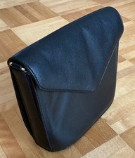 Borella Hand Umhänge Schulter Tasche crossover Leder Schwarz