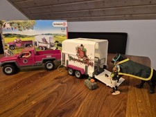 Schleich Horse Club Pick-Up Spielzeug mit Pferdeanhänger (42346)
