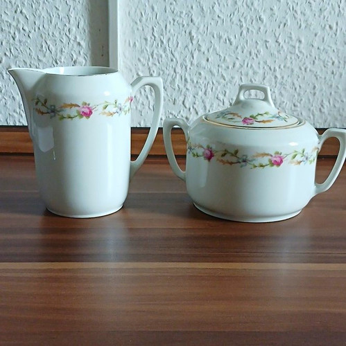 Tlg porzellan tee set - porzellan, weiß