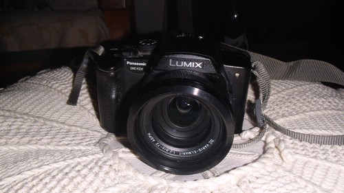 Digitalcamera-Panasonic-FZ20-B