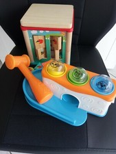 Motorikwürfel mit Motorikschleife 2 in 1 aus Holz für Kleinkinder + Hammerspiel