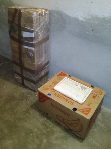 Bananenkartons gefaltet - 10,