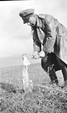 Foto-Negativ, WK2 Frankr., Vorm. Sprengkmd., Ofw. mit Ledermantel... 5026-508/17