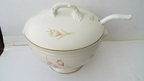 Vintage royal winton - royal,