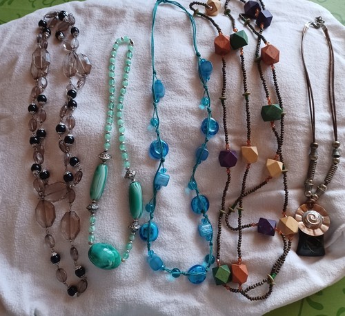 Modeschmuck mix ketten - 20,