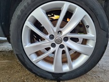 1x Alufelge 18 Zoll 7.0" 5x105