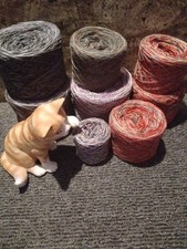 Schöne Wolle , Designergarn , Wollpaket  1230 Gramm , Wollreste 