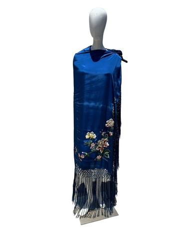 Vintage manton manila silk - vintage,