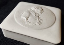 Deckeldose Porzellan Biskuit Gemarkt KPM Zepter der alte Fritz Preußen Kurland