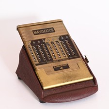 Alter Rechenschieber Maximator Addiator Duplex in Halter um 1950 Schrumpflack