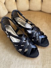 Kennel und Schmenger K & S