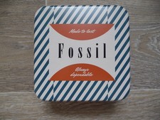 FOSSIL Blechdose Quadrat