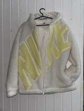 Nike Damen Teddyjacke