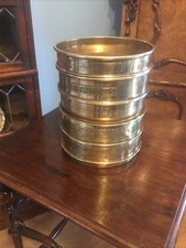 EIN SATZ VON FÜNF ALTEN