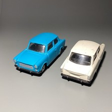 Trabant 601 Modelle 2 Stück Hellblau Creme Weiss Spielzeug Auto DDR Modellautos