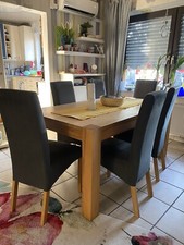 Großer Familientisch ausziehbar!