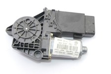VW Passat 3BG ektrischer Fensterheber vorne links 3B4837751PD Fensterhebermotor