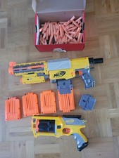 Nerf: Gewehr, Pistole, 4 Magazine, Patronen