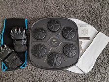 Musik Boxing Maschine, ganz